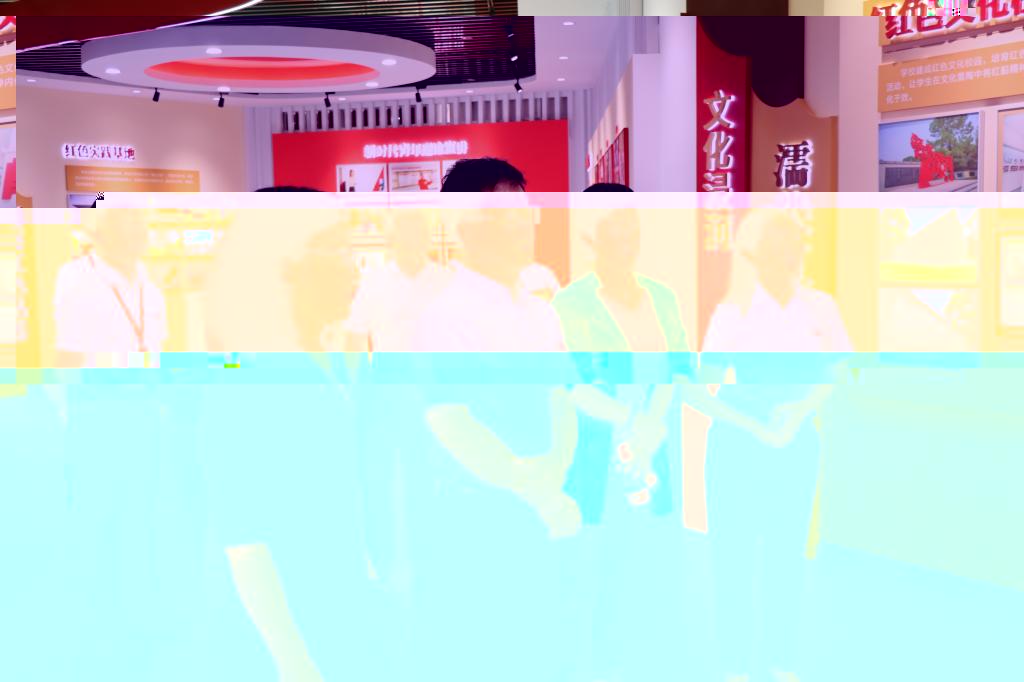 15702